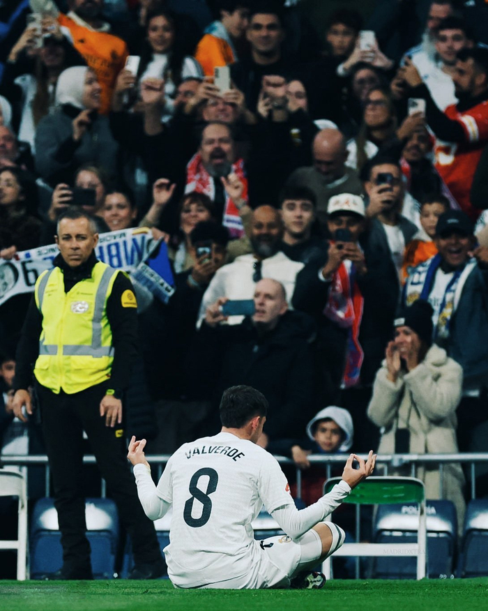 效率不错！余嘉豪9中6贡献13分3篮板助队取得二连胜（余嘉豪9投6中高效拿下13分3篮板，助球队迎来两连胜）