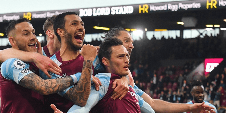 芝加哥小熊在 2024 年宣布将与其主场瑞格利球场的历史地标进行数字化复刻