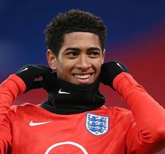 徐根宝：希望海港为国输送更多优秀球员，我们的目标是世界杯